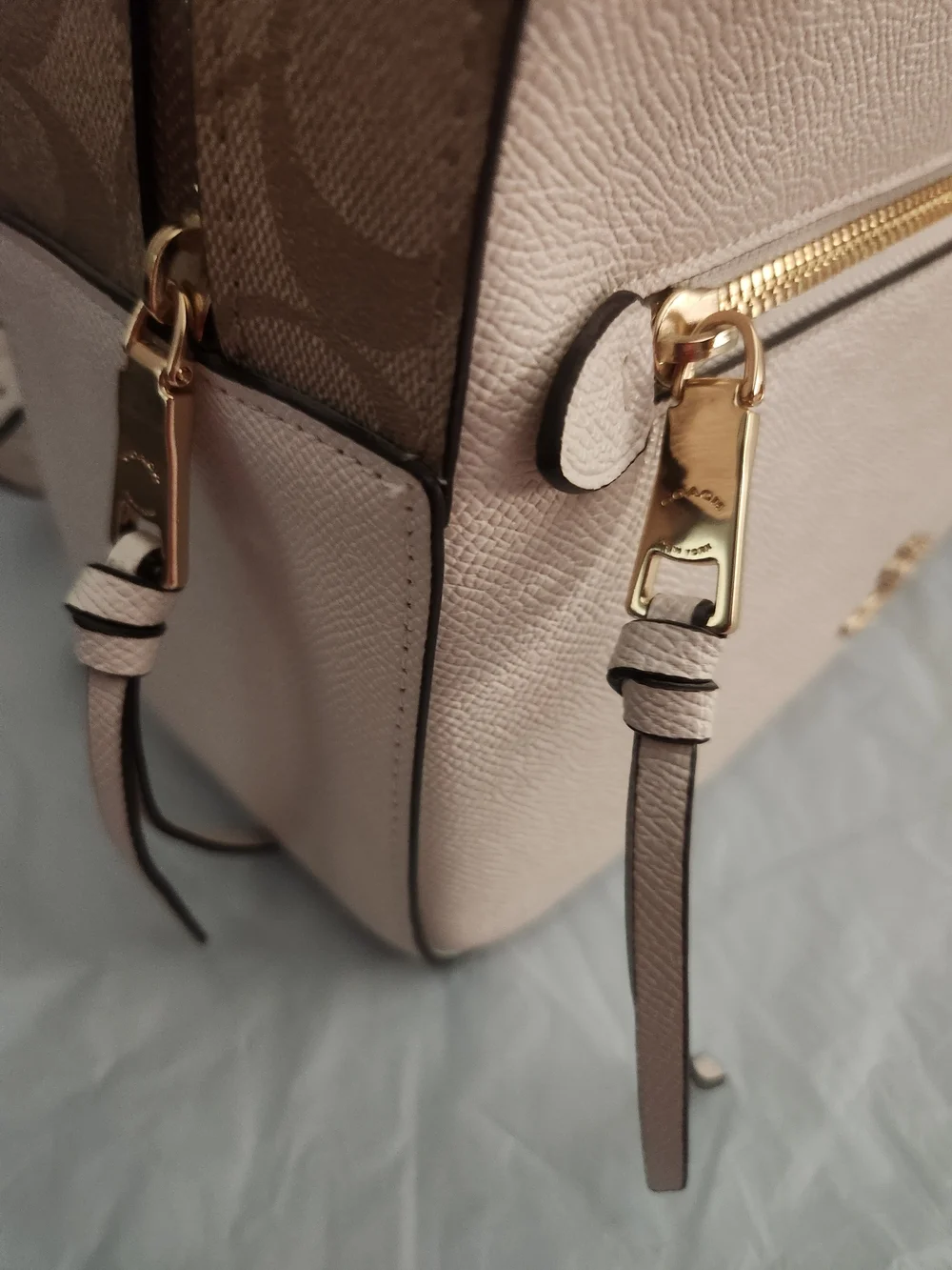 Coach elegant backpack